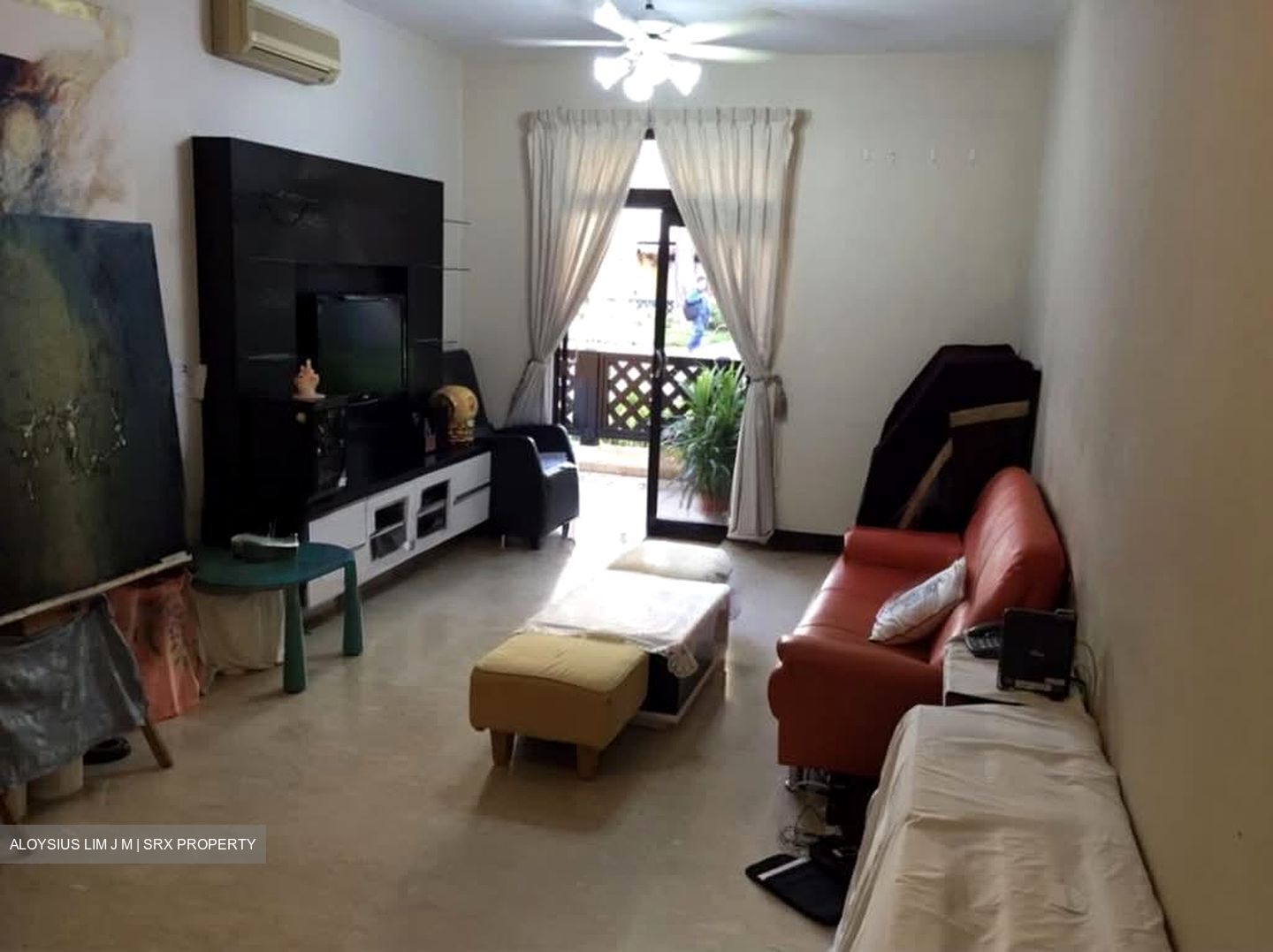 Seletaris (D27), Condominium #550398931